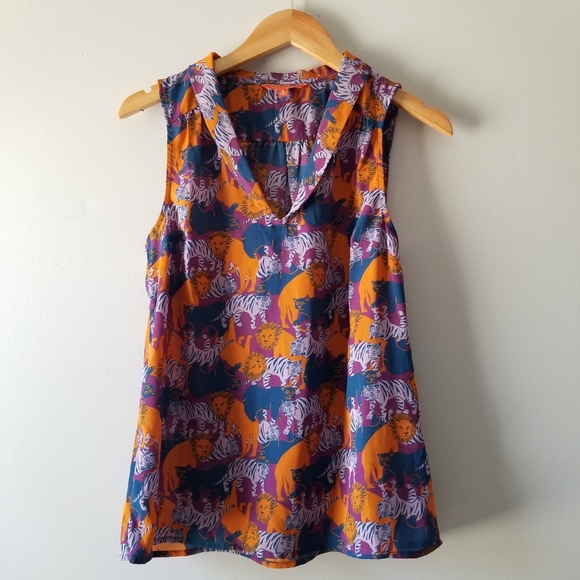 Modcloth Lions Tigers Bears Blouse Small - Picture 3 of 9